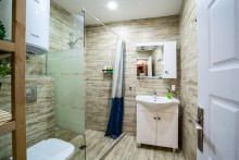 Colibri Central Apartment With Parking Place