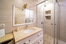 Julia Central Apartment