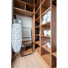Paradise 4bdrm Luxury Apartment with Garage