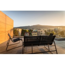 Paradise 4bdrm Luxury Apartment with Garage