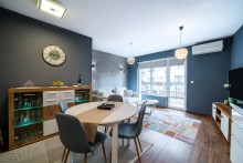 Colibri Central Apartment With Parking Place